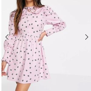 Glamorous mini shirt dress with vintage style collar.